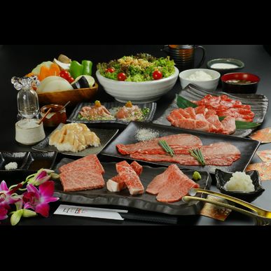 熊本空港周辺でのお食事なら一頭飼育の黒毛和牛が味わえる焼肉liebeへ 熊本の和牛焼肉liebeはご来店をお待ちしています